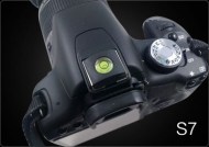 Blitzschuh Abdeckung mit Wasserwaage für Foto Kameras mit DIN Blitzschuh